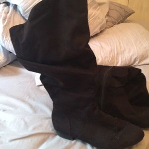 Black boots